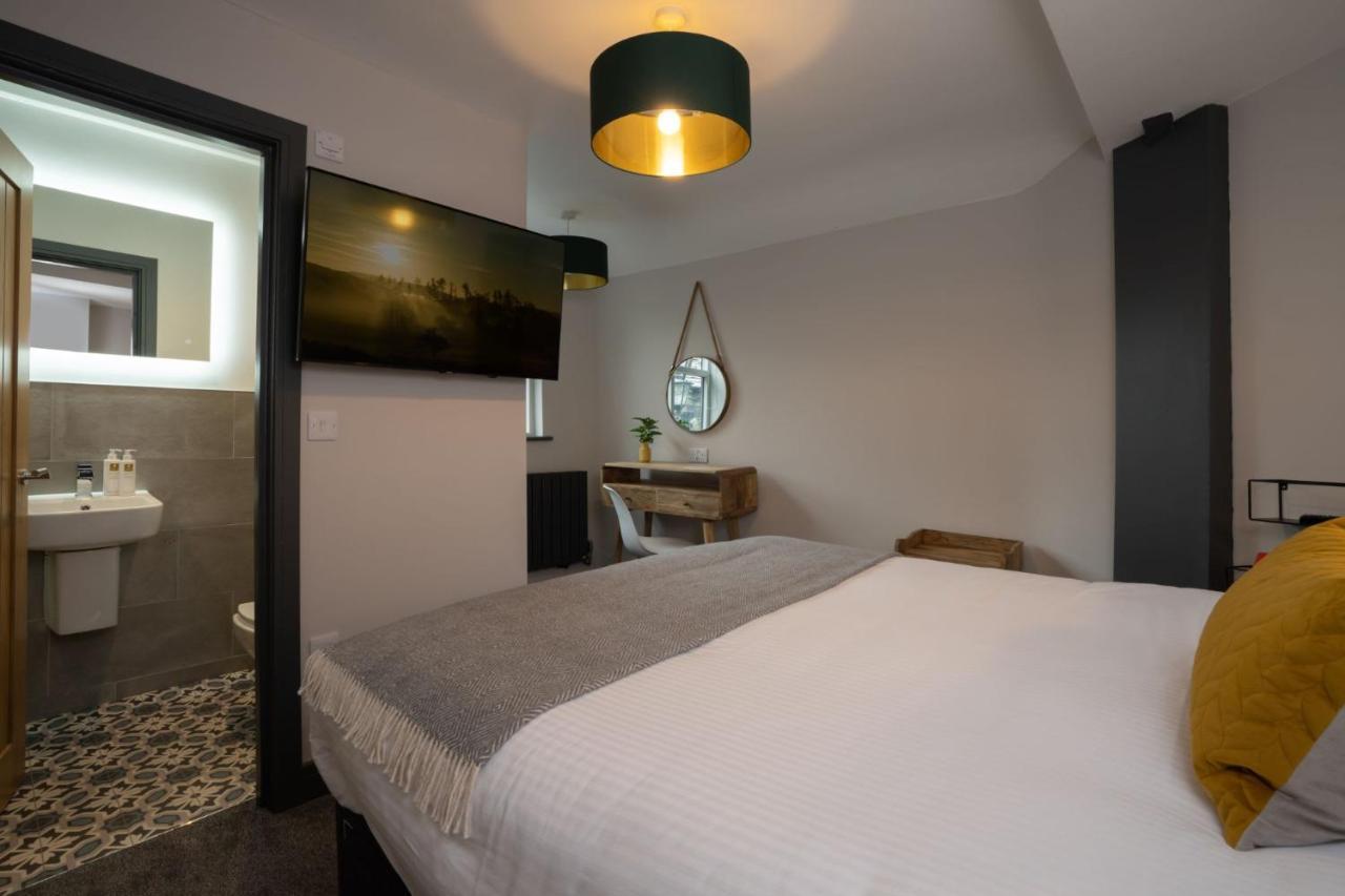 Spacious - Contemporary 2Br Apartment - Central Ambleside - Parking Bagian luar foto